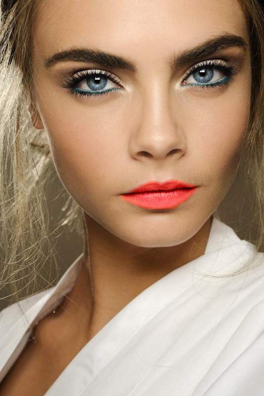 Light Eyes Makeup Ideas