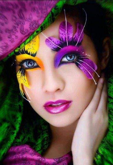 25+ Coolest Floral Makeup Looks