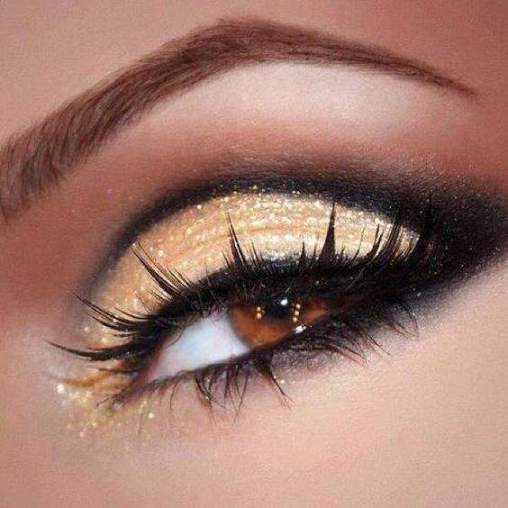 Best Black and Gold Eye Makeup Looks