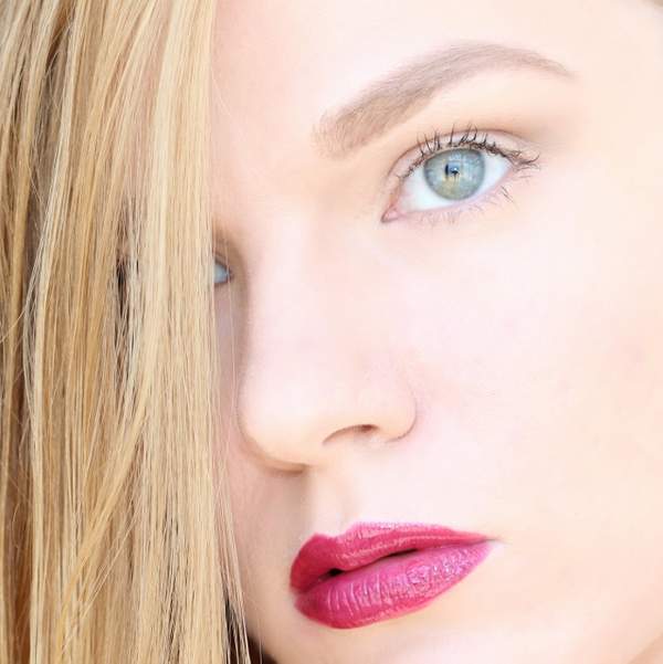 Makeup of the day с блеском для губ Burberry Lip Glow